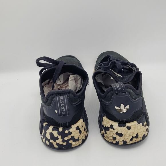 Adidas NMD R1 FV8732 black camo mens size 7 black camo main image 5